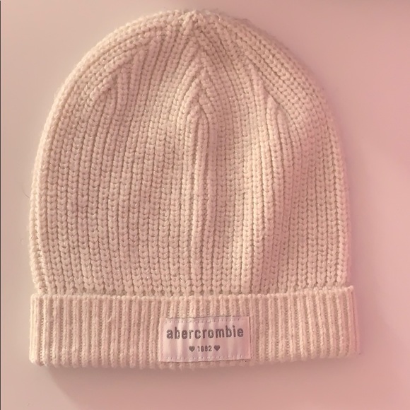 abercrombie kids Other - ✨3/$20 Abercrombie kids beanie!